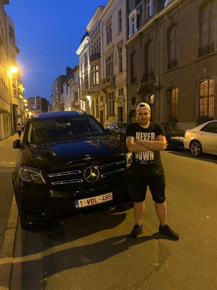  36845990  Liubchik, 26 ,    -