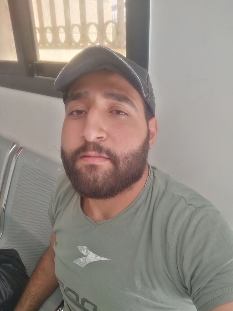  24038380  Suliman, 29 ,    Moscow