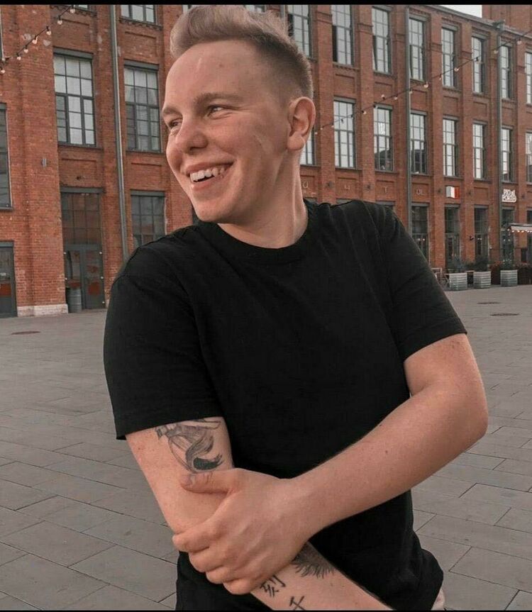 ���� 42774380 ����� ������, 25 ���, ���� ���������� � �����-����������