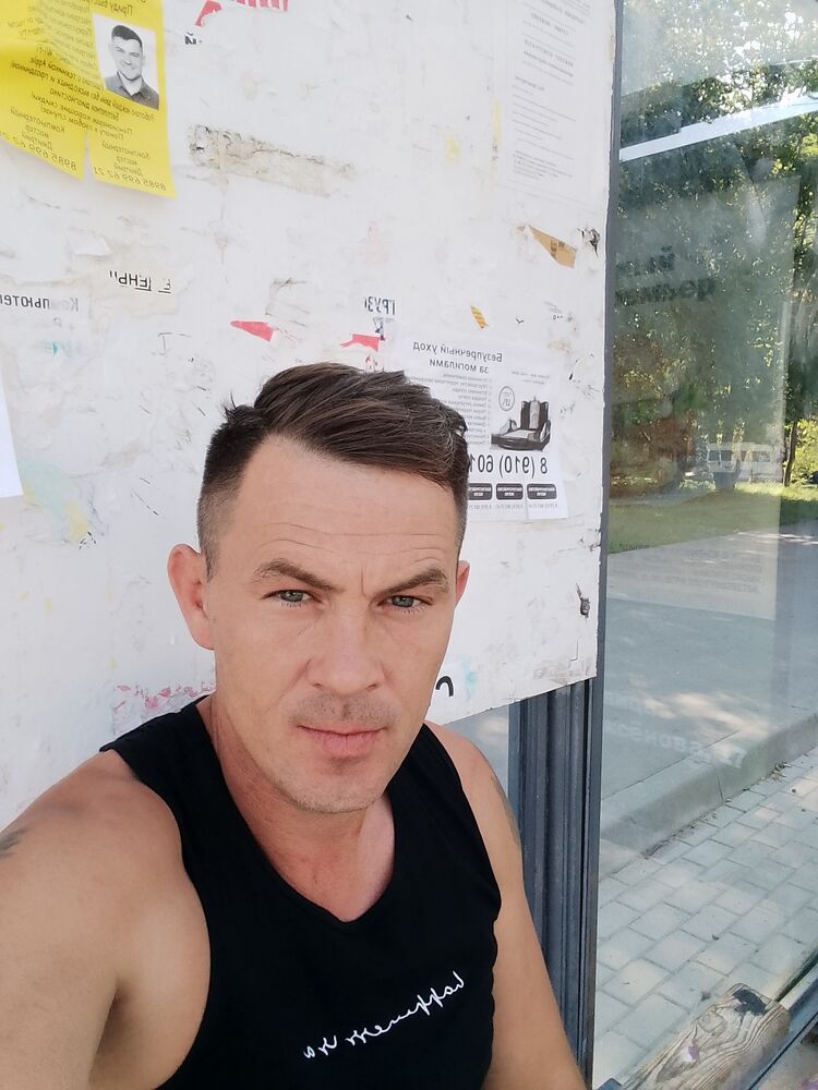  28436890  , 44 ,    