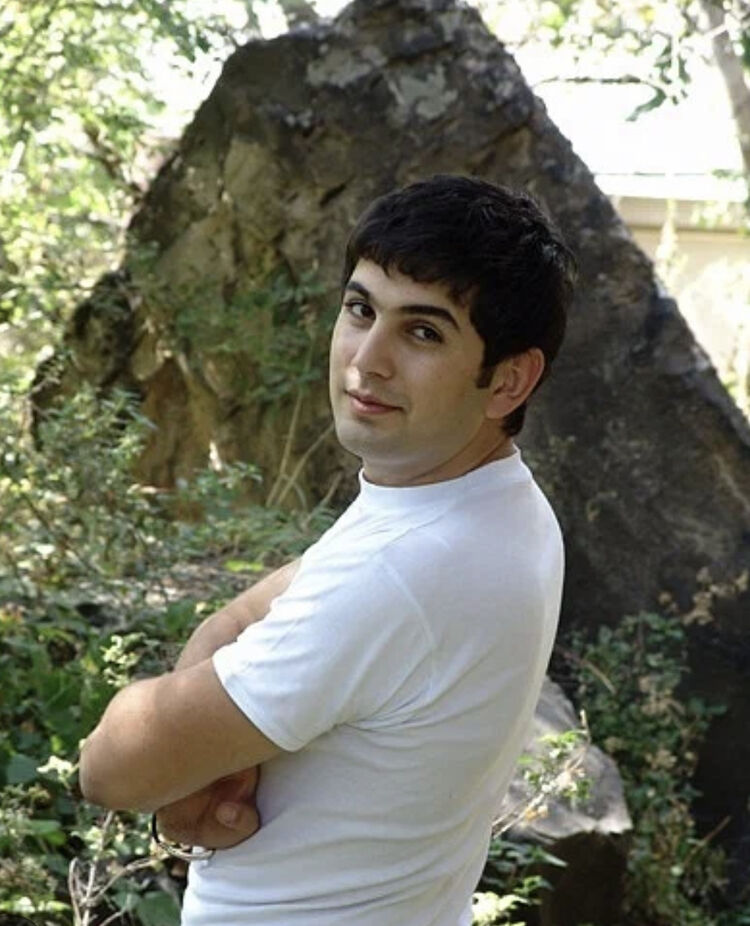 Армяне фото мужчин красивых молодые