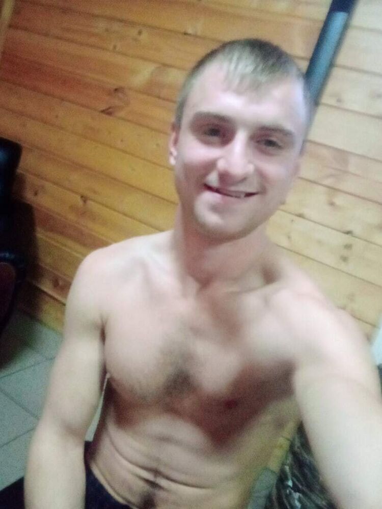  39582490  Yury, 28 ,    