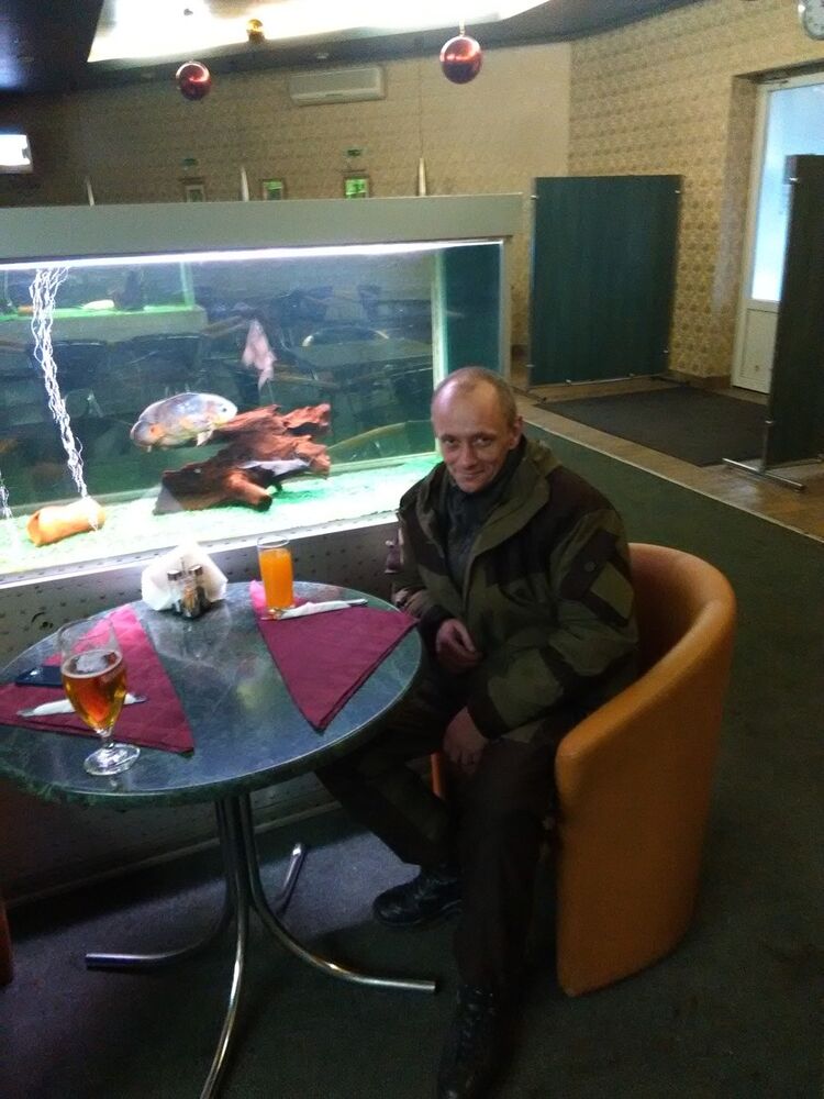  ,   Sanj, 47 ,   ,   , c 
