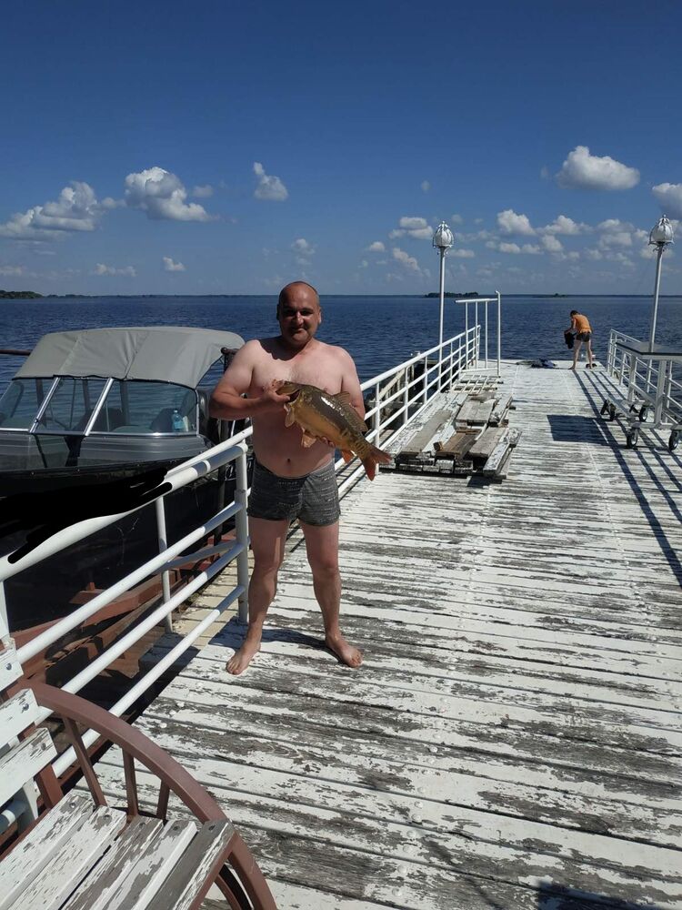  ,   Vlad, 46 ,   ,   , c , 