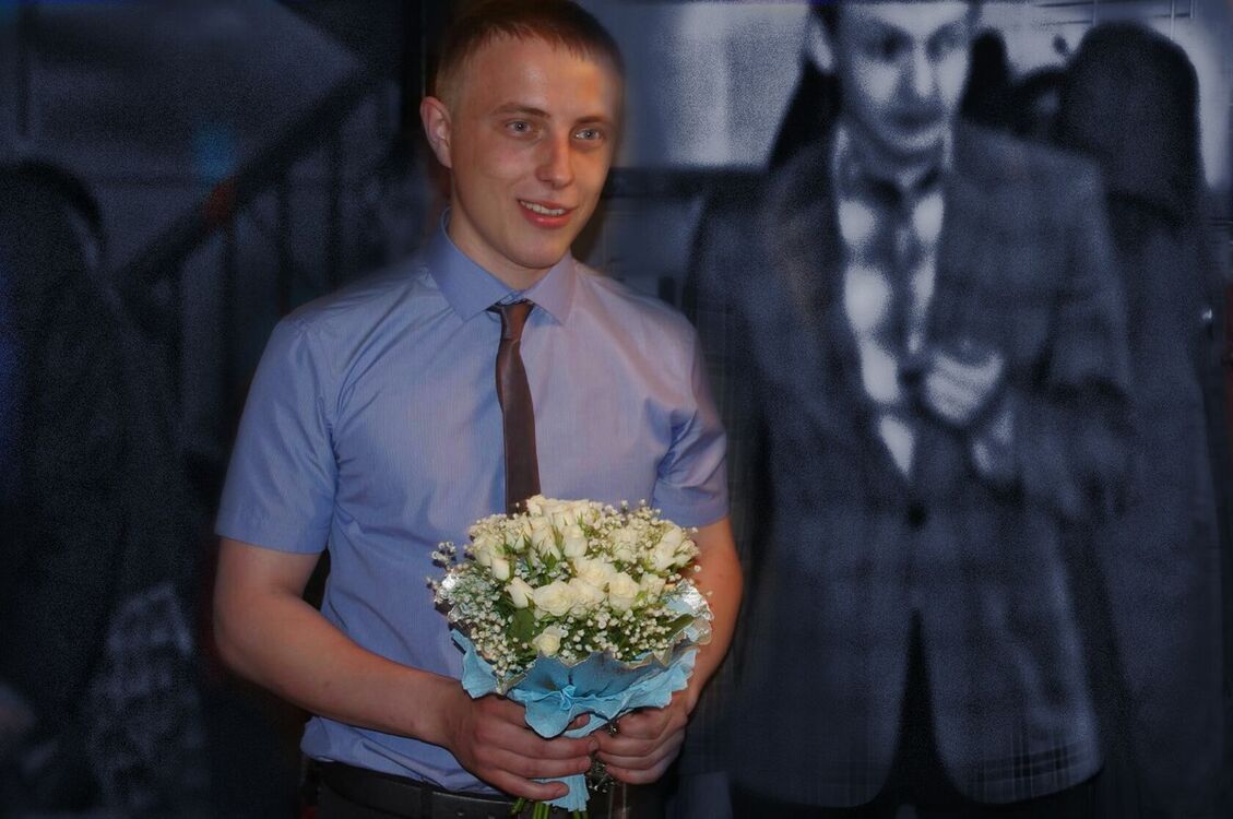  7102090  Sergey, 30 ,    