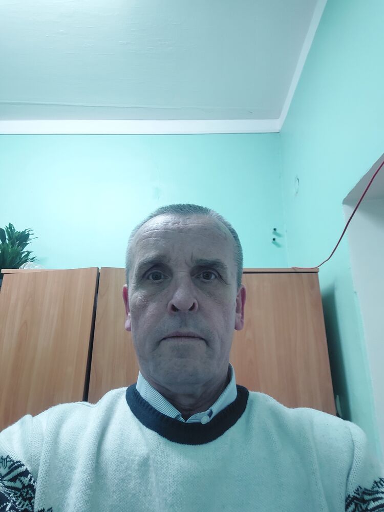  48061420  , 54 ,    