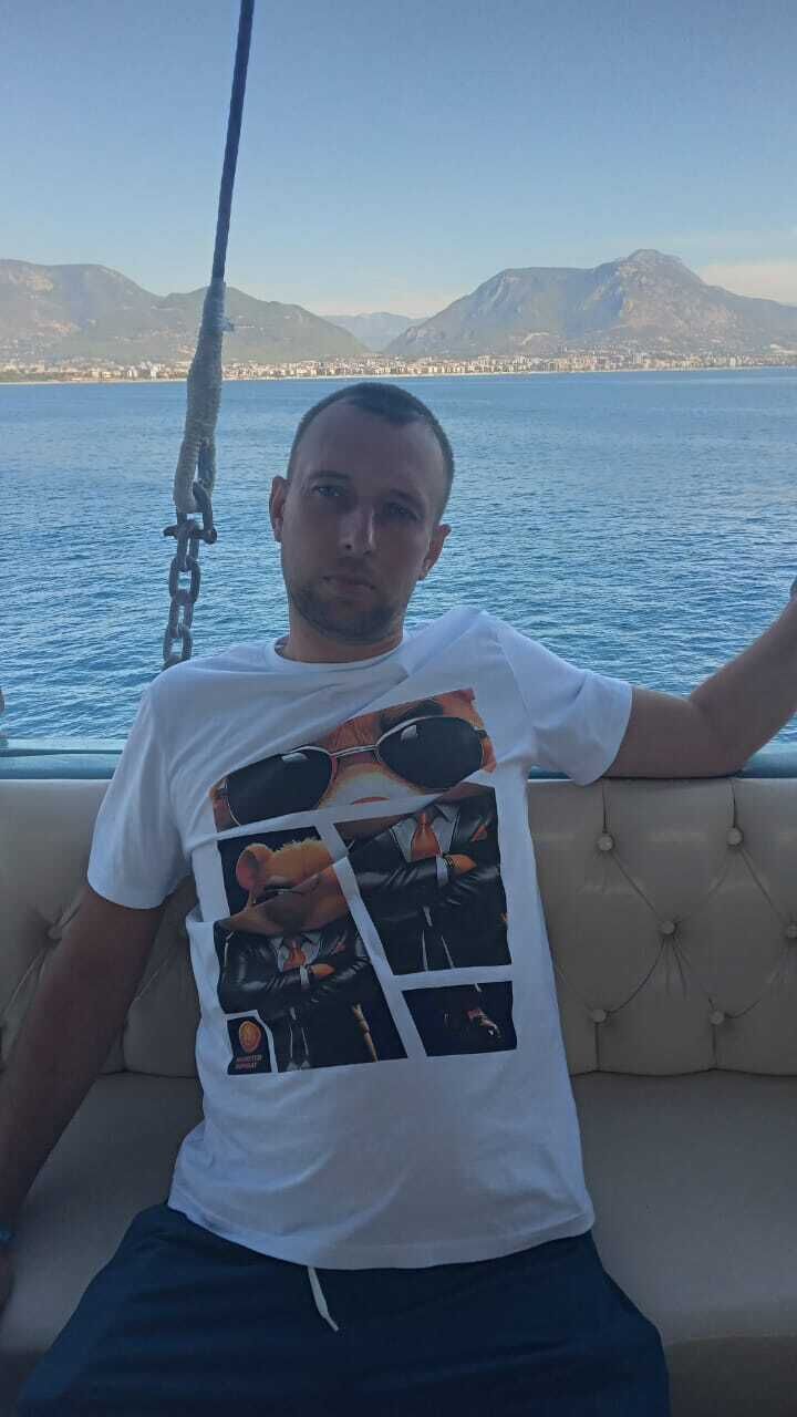  ,   Oleg, 37 ,   ,   