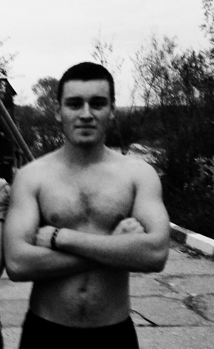  -,   Olexandr, 27 ,   