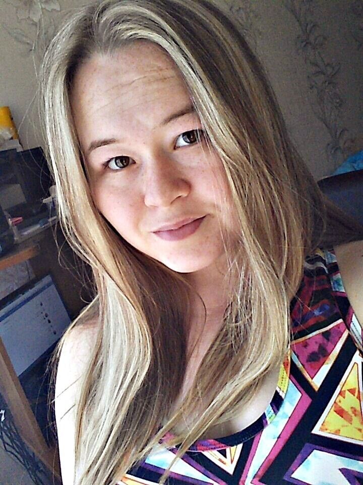  9795590  Yulia, 30 ,    