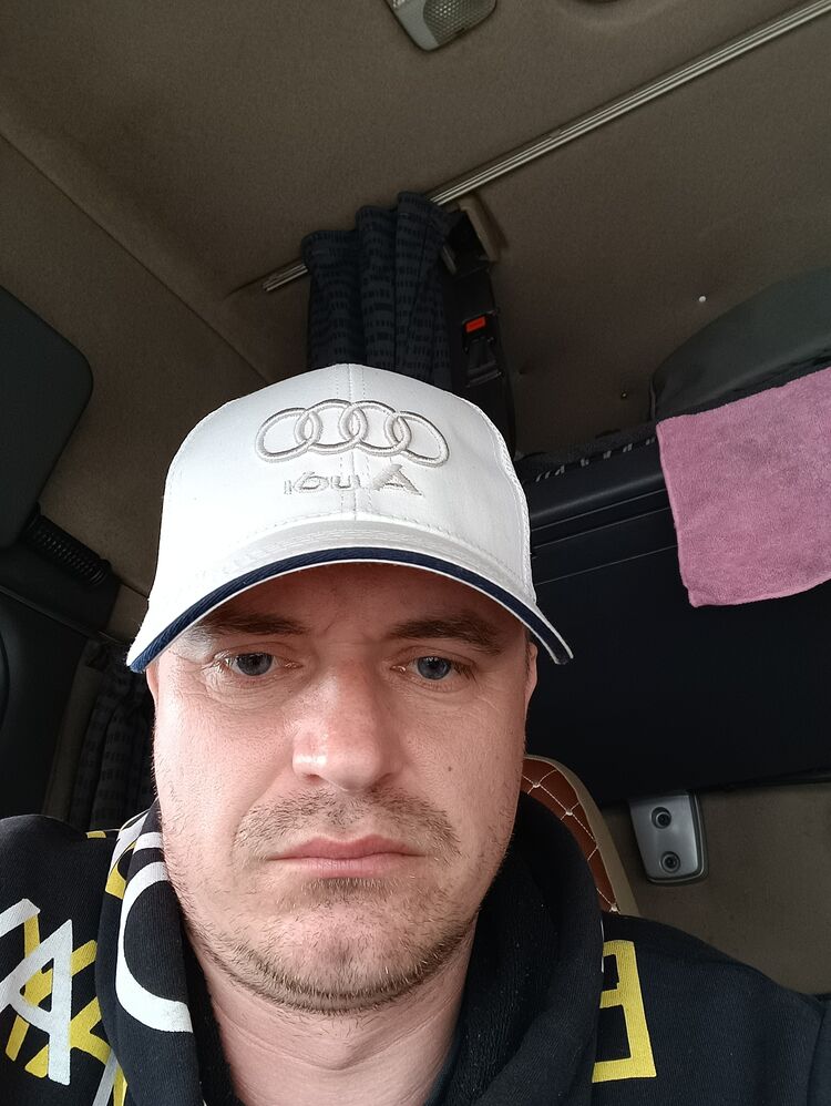  34265640  , 37 ,    