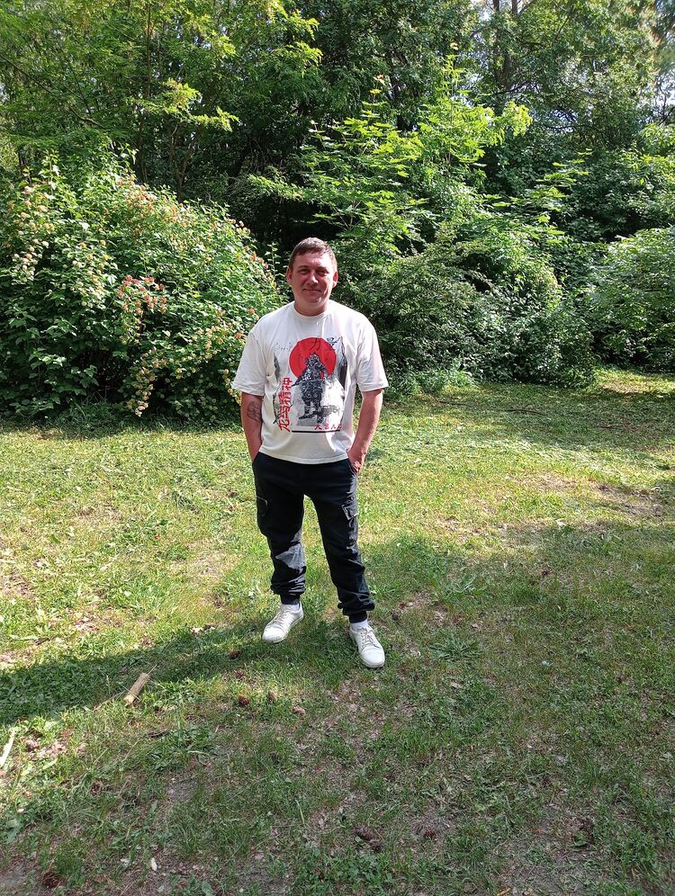  ,   Anatol, 34 ,   ,   , c , 