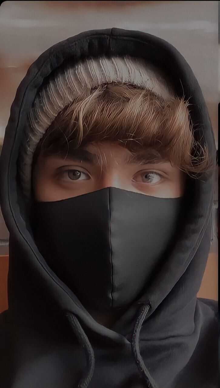 ���� 40585680 ����� ����, 21 ���, ���� ���������� � ������