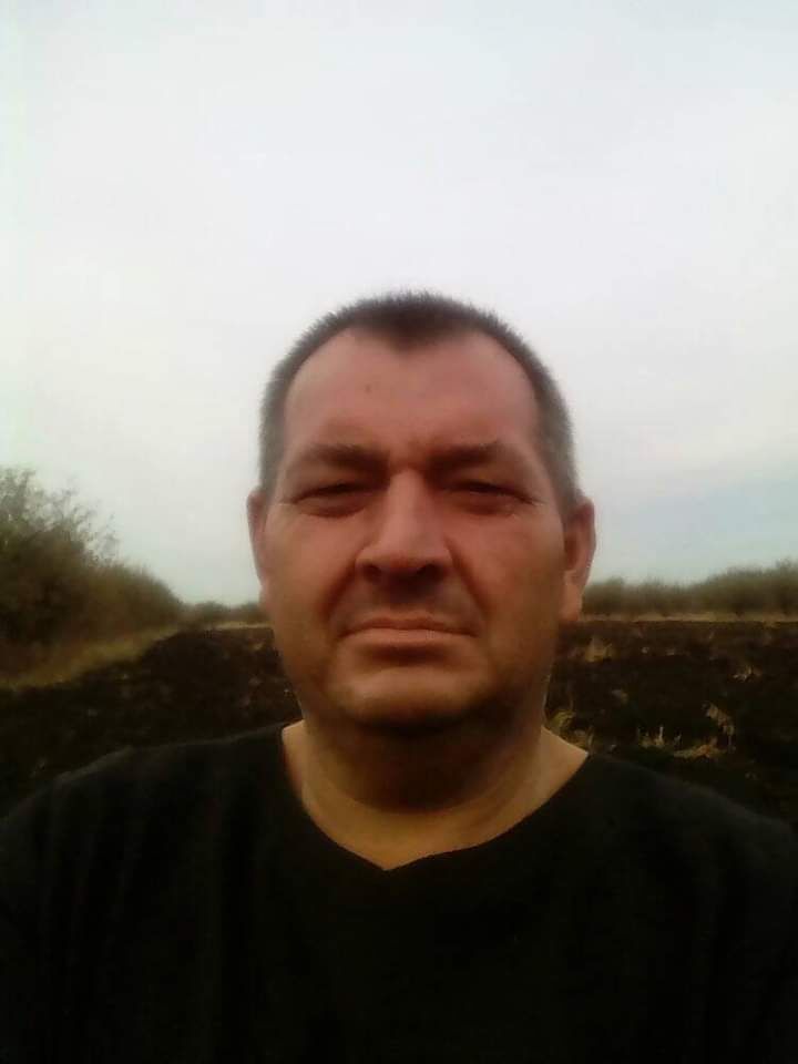  32368930  , 52 ,    