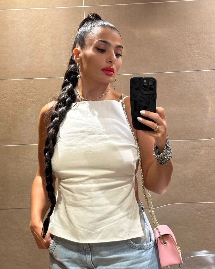  ,   Angela, 45 ,     , c 
