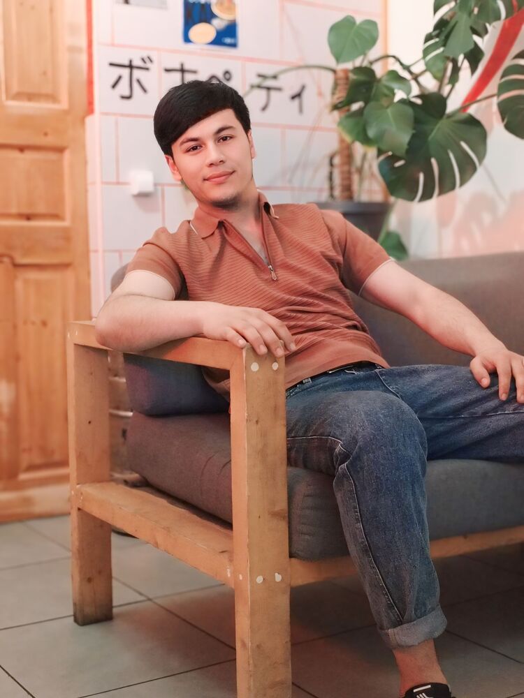  ,   Donik, 27 ,   ,   