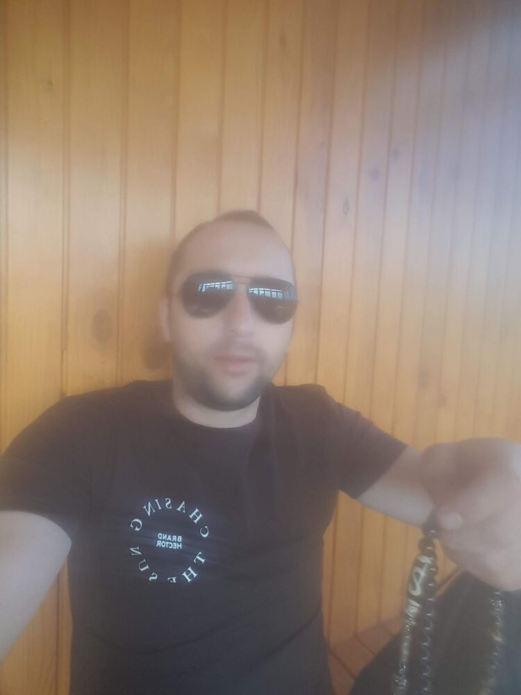  33831490  , 36 ,    