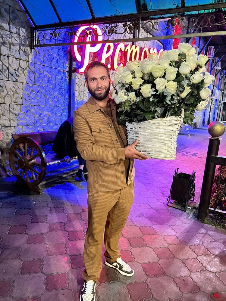  49343780  Samvel, 32 ,    