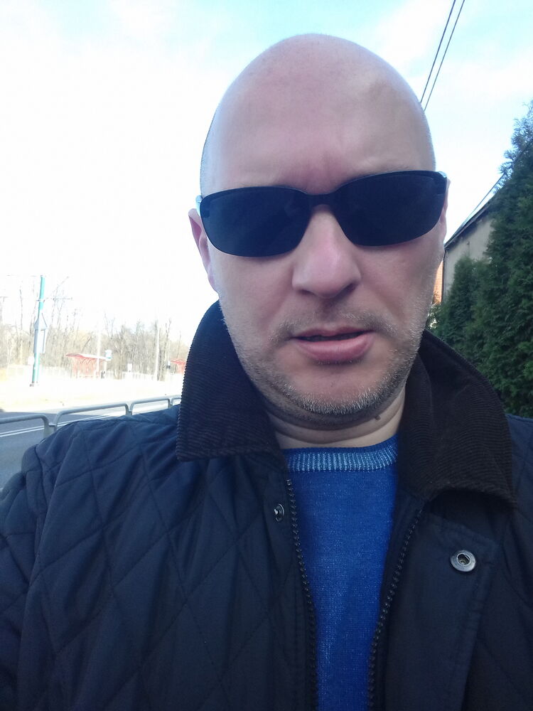  38081380  LUCA, 40 ,    -