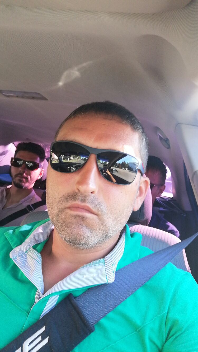  ,   Albert, 42 ,   ,   