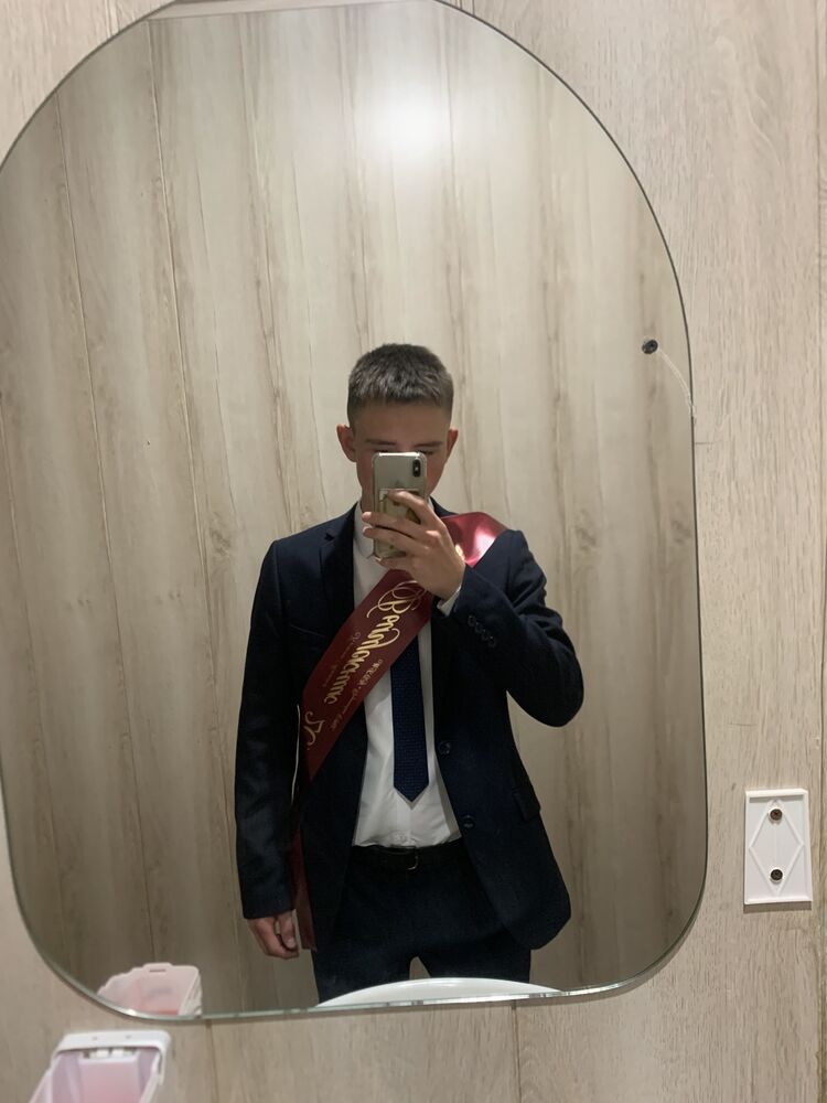  36483270  , 20 ,    