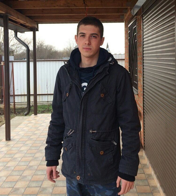 ���� 24892190 ������� Azzzurr, 35 ���, ���� ���������� � �����������