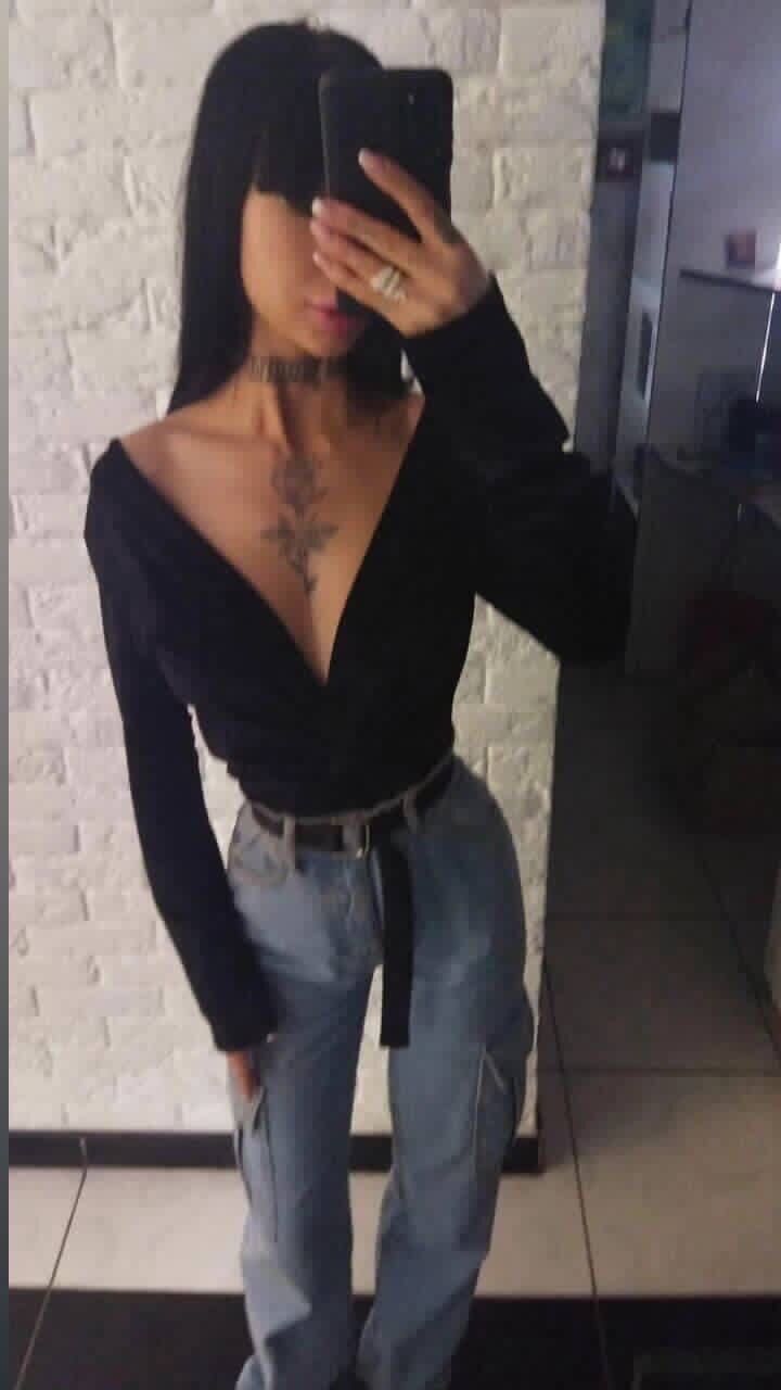  54136840  Diana, 23 ,    Milan