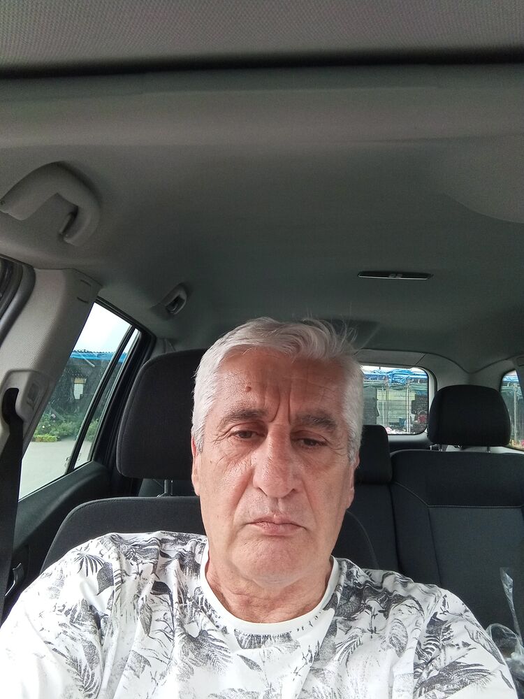  44069490  , 62 ,    