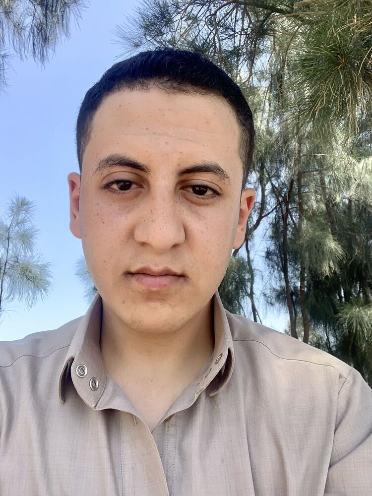  27236780  Mohamed, 23 ,    Az Zaqaziq