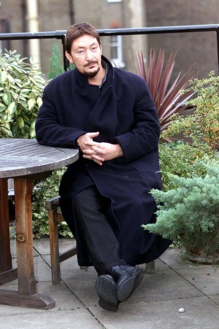  53432340  Chris Rea, 60 ,    