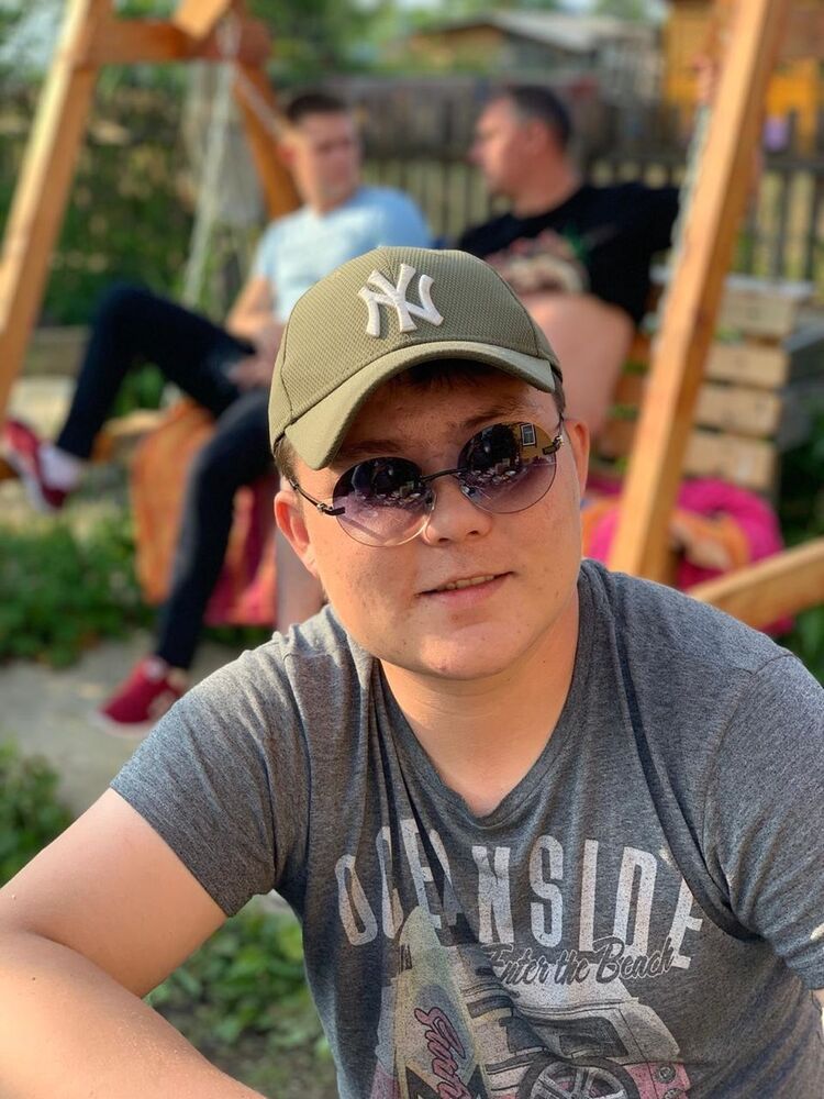  18062130  , 33 ,    -