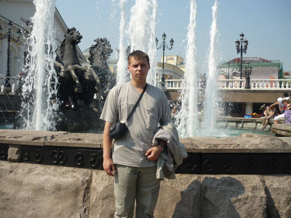  19039130  , 38 ,    -