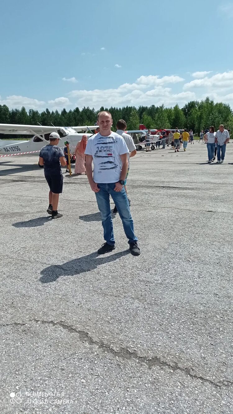  28936000  Sergey, 41 ,    