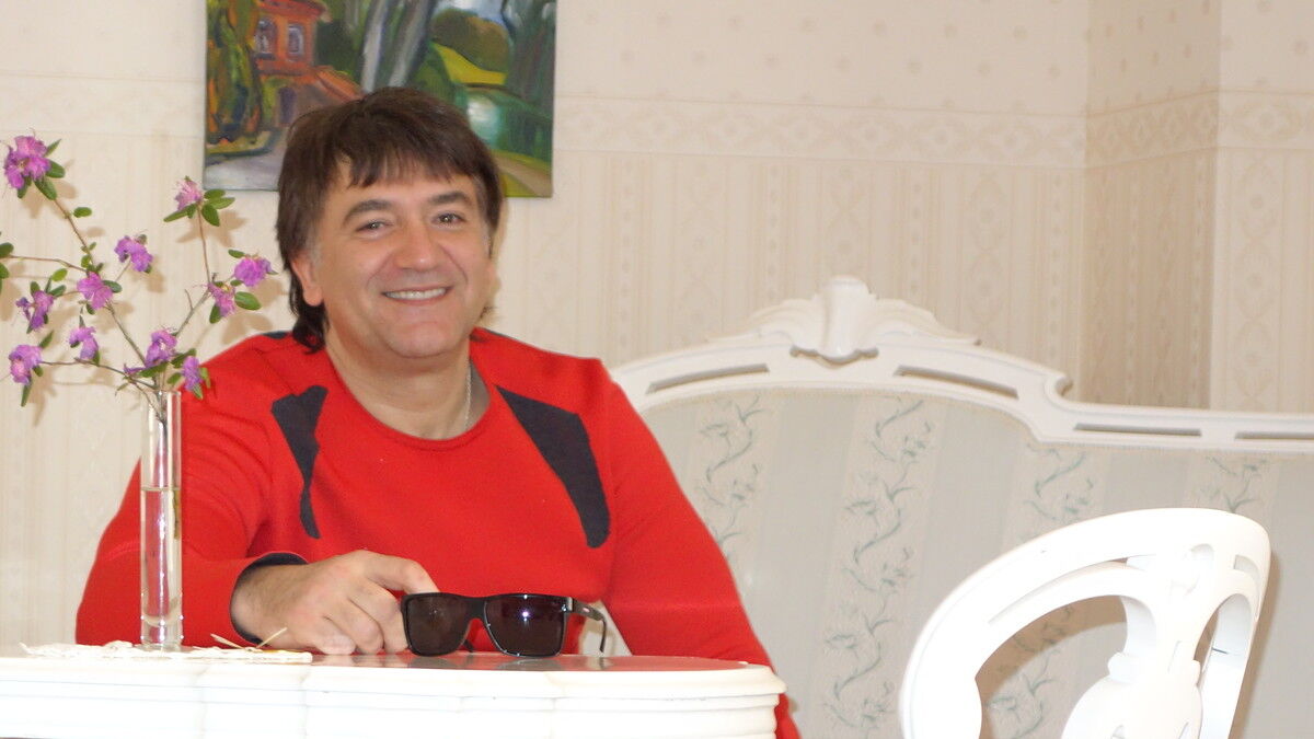 14795170  Jevgenij, 55 ,    
