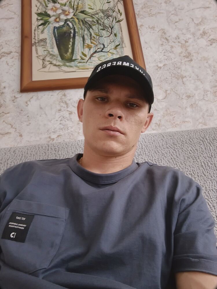  53608910  Vladislav, 30 ,    