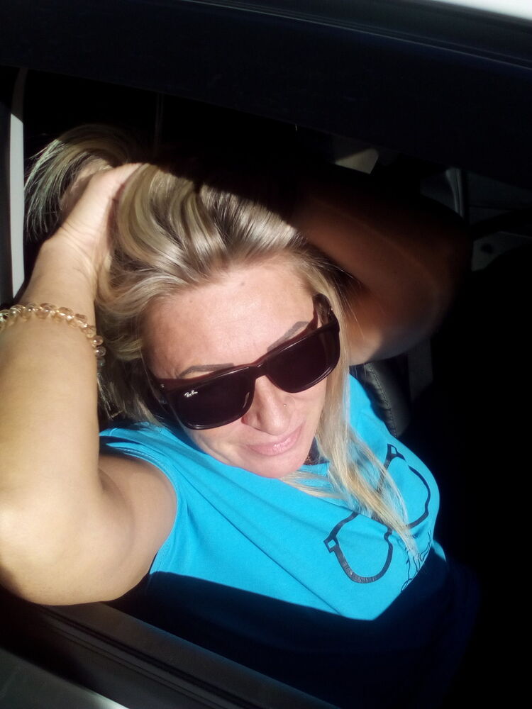  ,   Iveta, 53 ,   ,   , c 