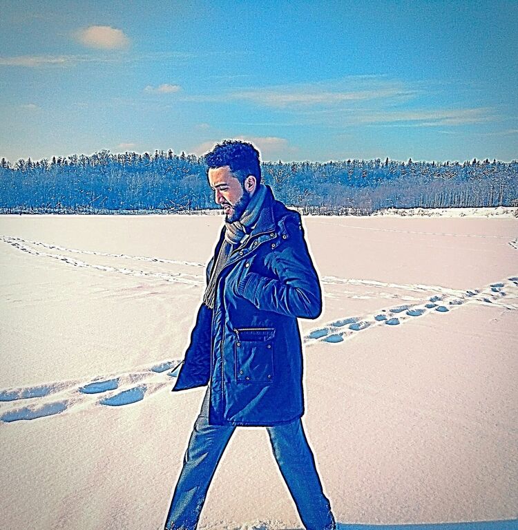  ,   Sultan, 32 ,   ,   , c 