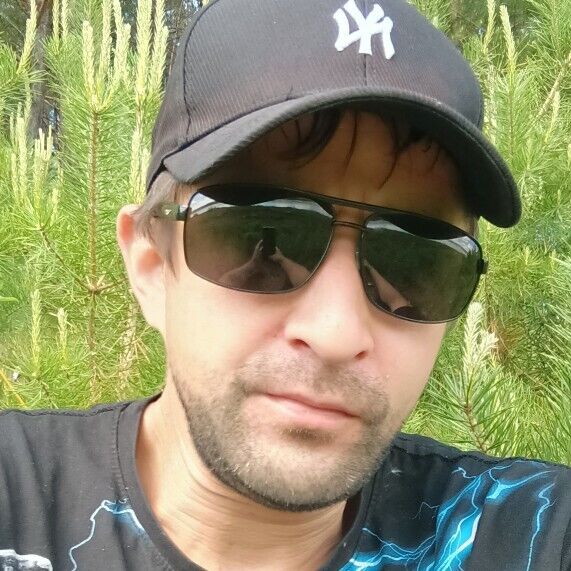  ,   Denis, 35 ,   , 