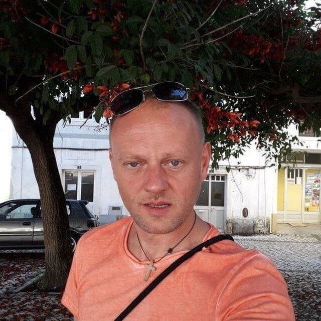  45728590  Sergiy, 46 ,    