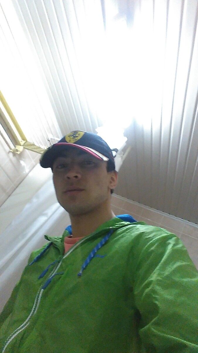  11629130  Mot, 32 ,    
