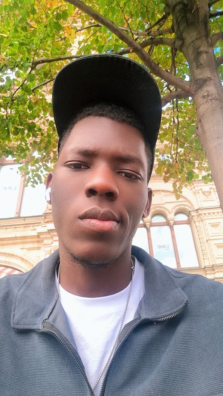  53675710  , 28 ,    