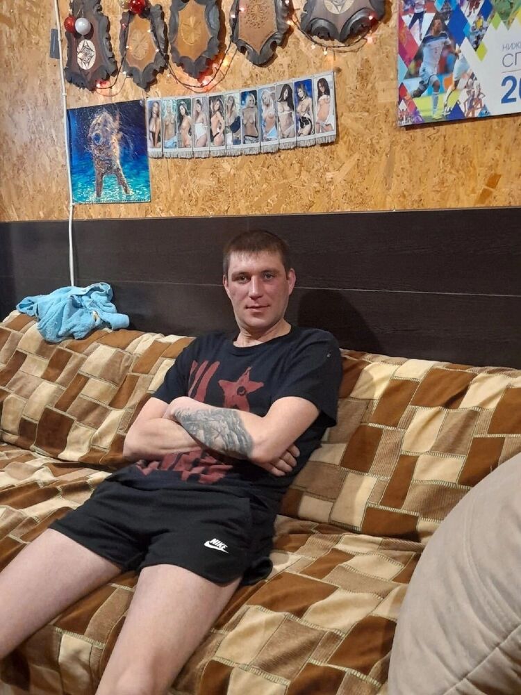  ,   Pasha, 37 ,   ,   , c , 