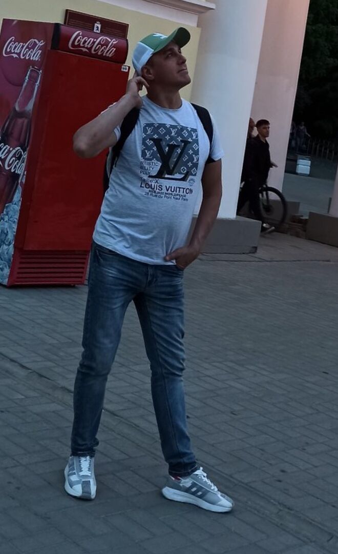  44015720  , 37 ,    
