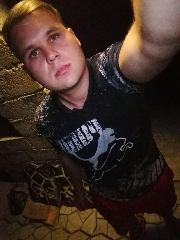  30673190  , 24 ,    