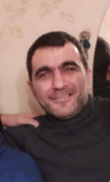  39743090  Sam, 43 ,    