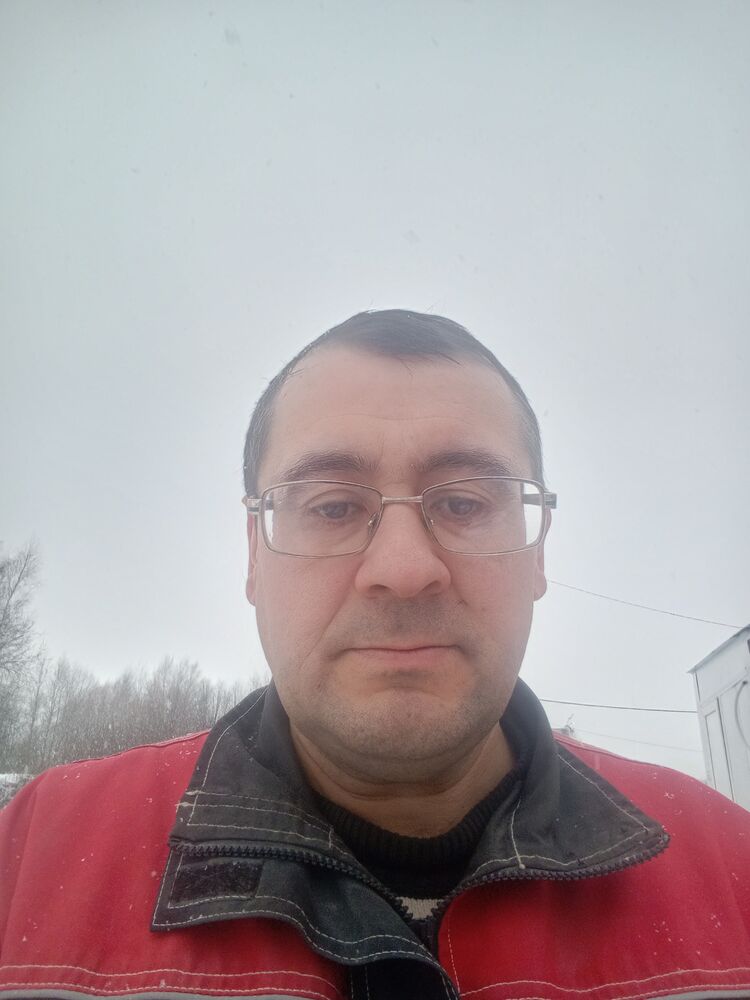  ,   Dima, 42 ,   c 