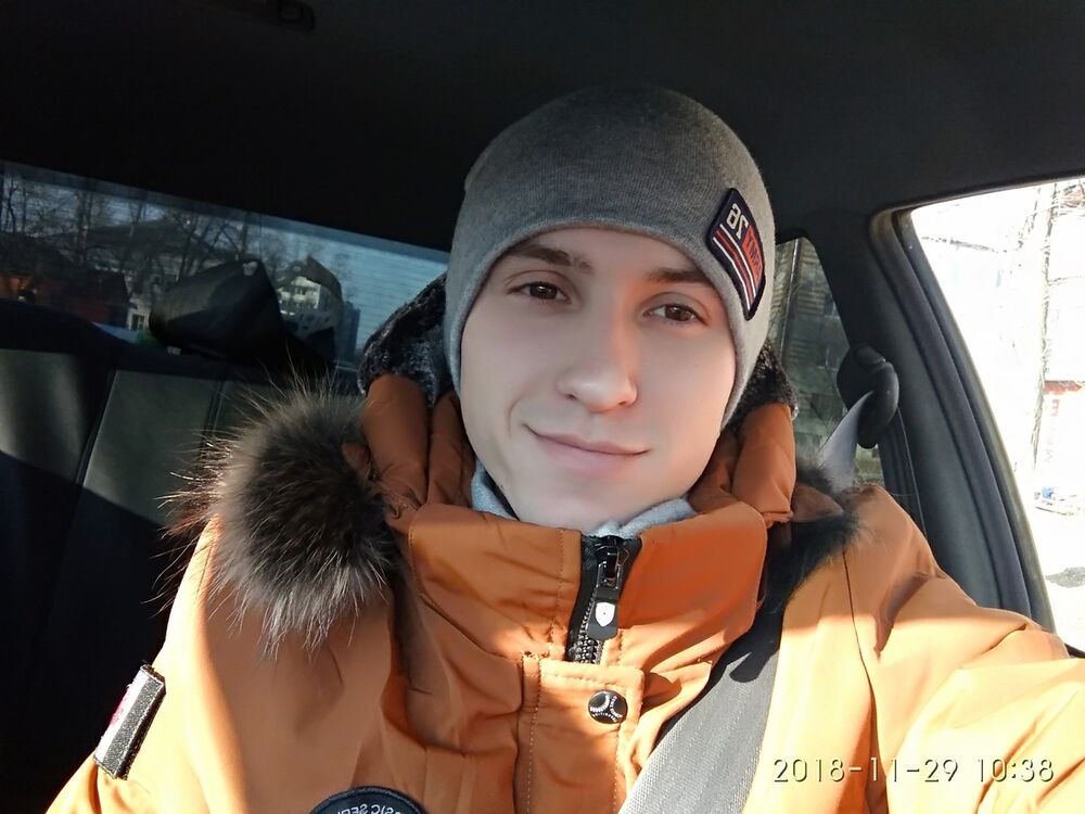  ,   Nikita, 29 ,   