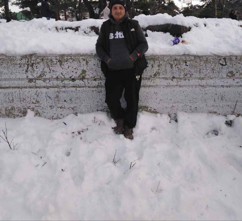  54593060  Arthur james, 55 ,    