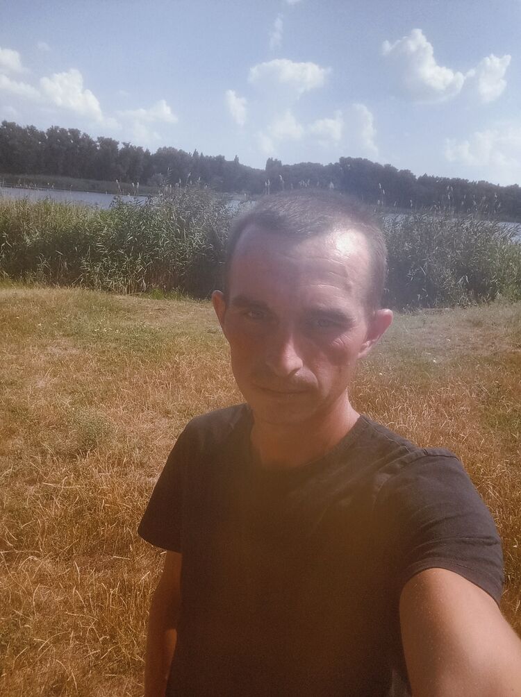  45010660  , 32 ,    