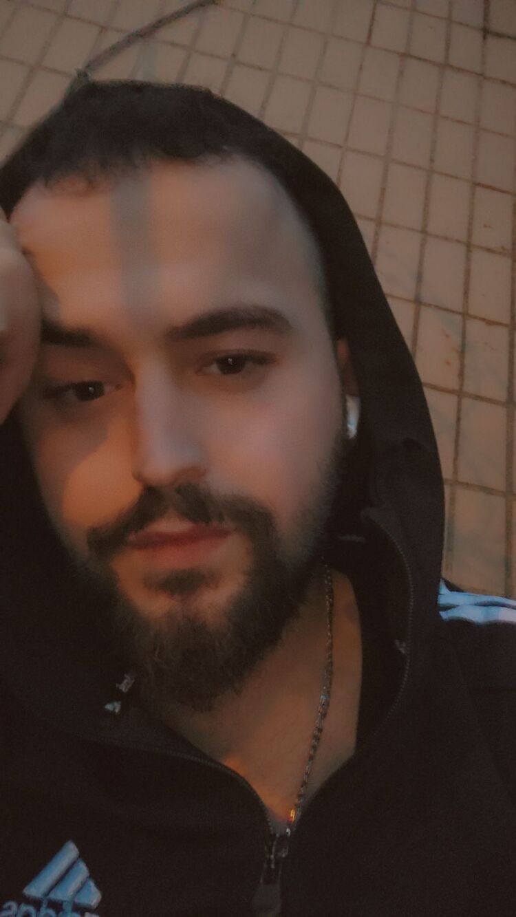  45598920  Yakup, 22 ,    