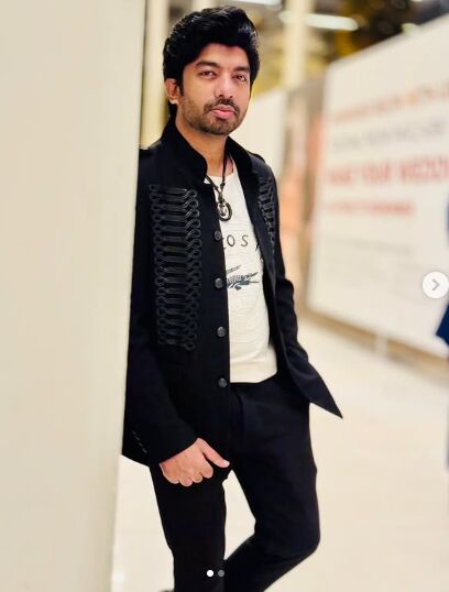  ,   Rahill Mirza, 36 ,   ,   